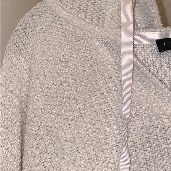 Pullover - Picture 2 of 4